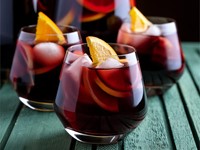 La hora del vermut: reviviendo tradiciones con estilo